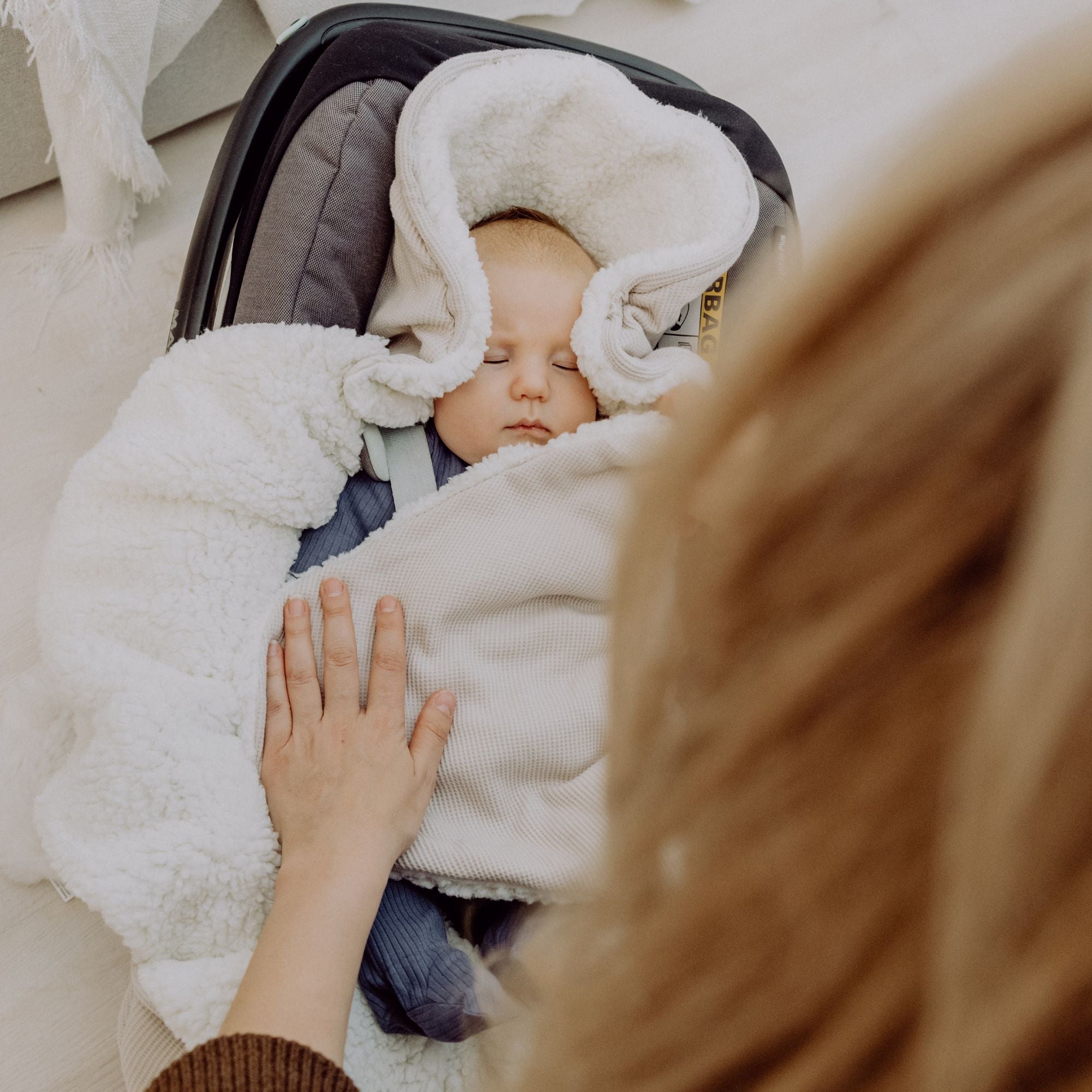 Coperta avvolgente con piedi | Essential Beige